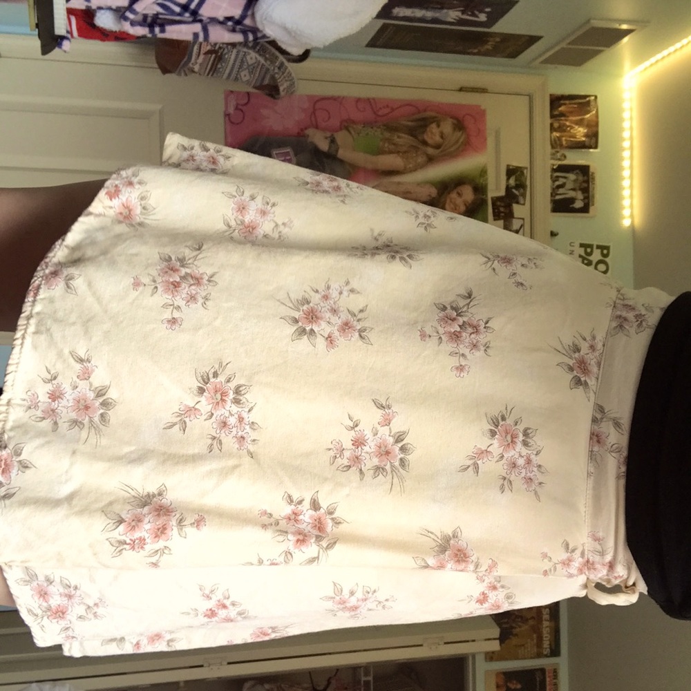 90s wrap skirt tan with pink flowers